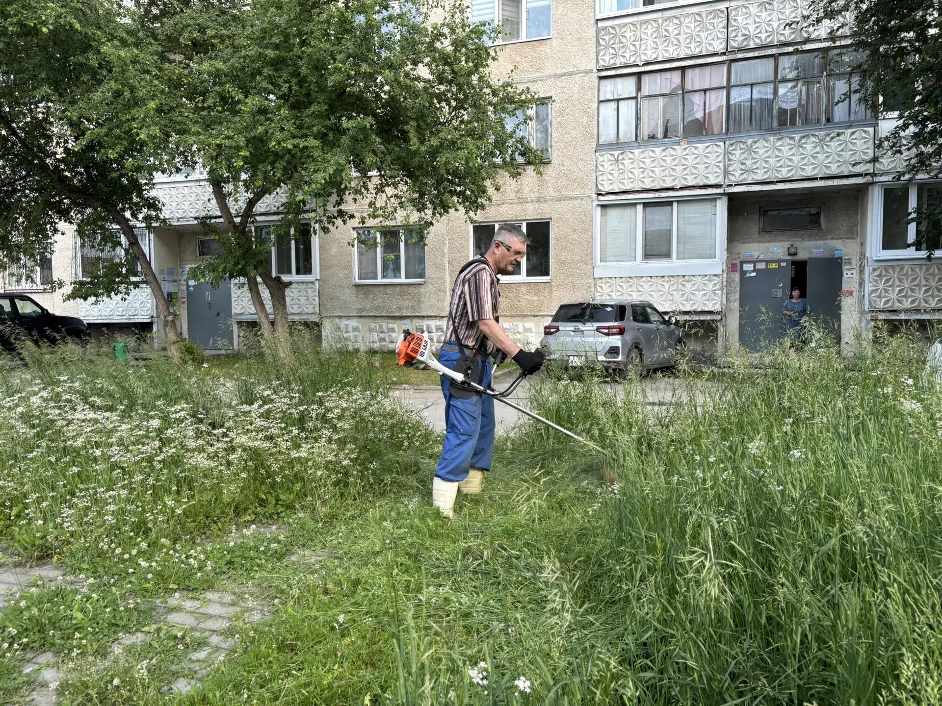 🎈 Благоустройство детской площадки на Строителей, 8 завершено!

🚜 На неделе специалисты Управления