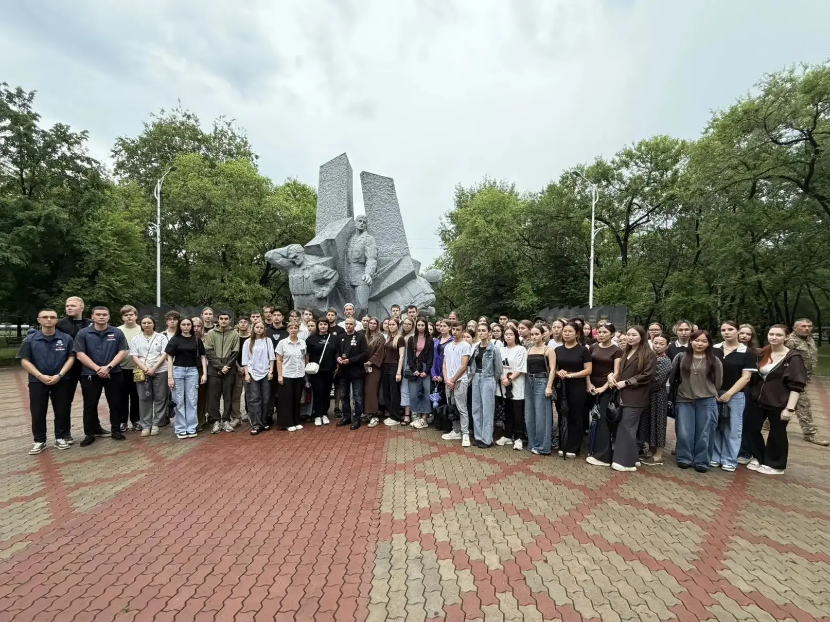 Студенты и преподаватели Амурской ГМА почтили память ветеранов боевых действий