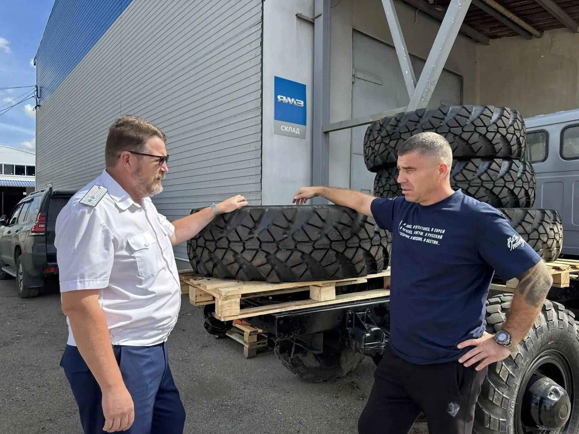 Колеса для победы: Казначейство и Народный фронт снова вместе помогают фронту Работа по поддержке на