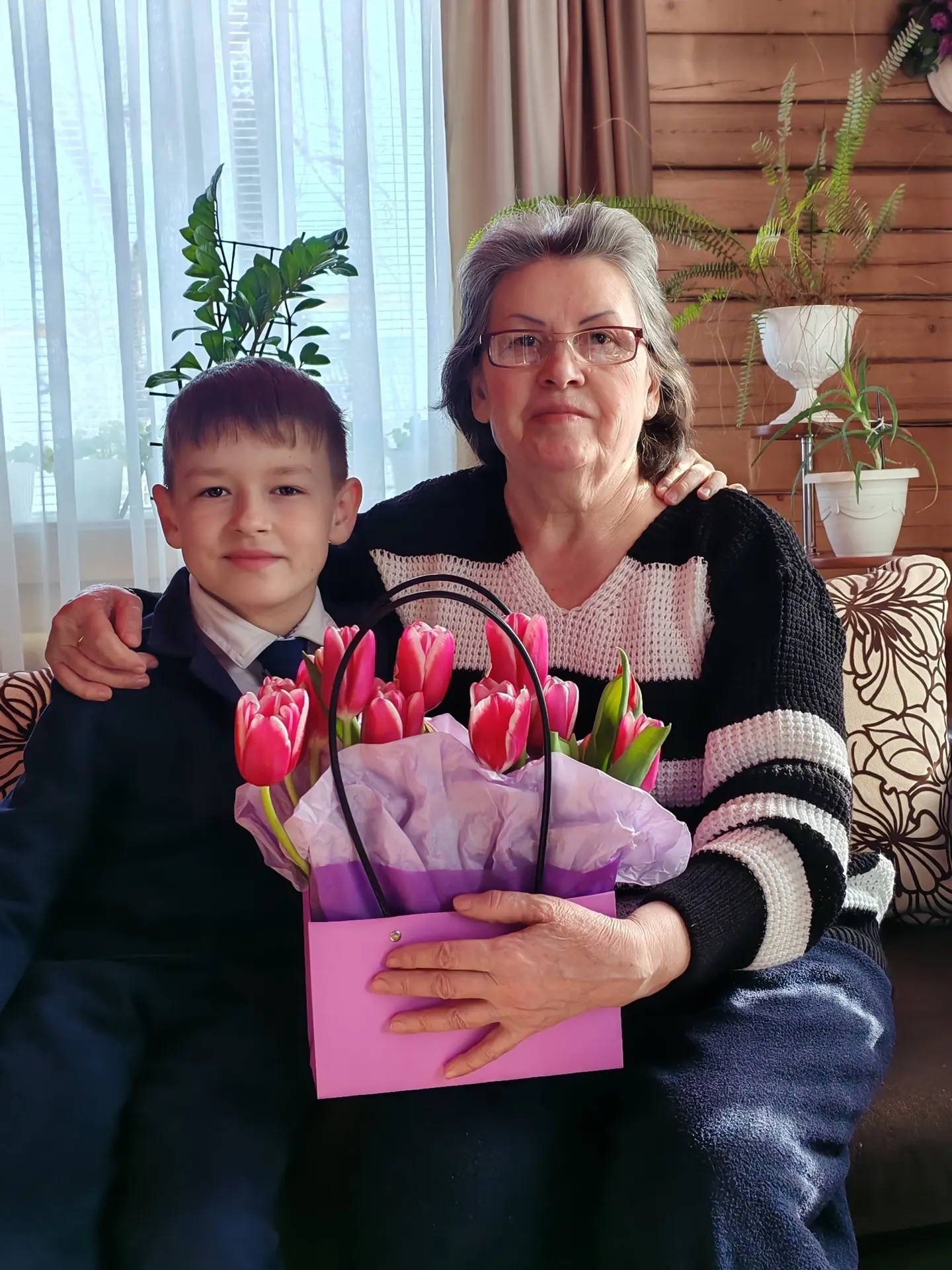 "Годы добавляют не седины, а глубины — спасибо, что делитесь ею с нами."