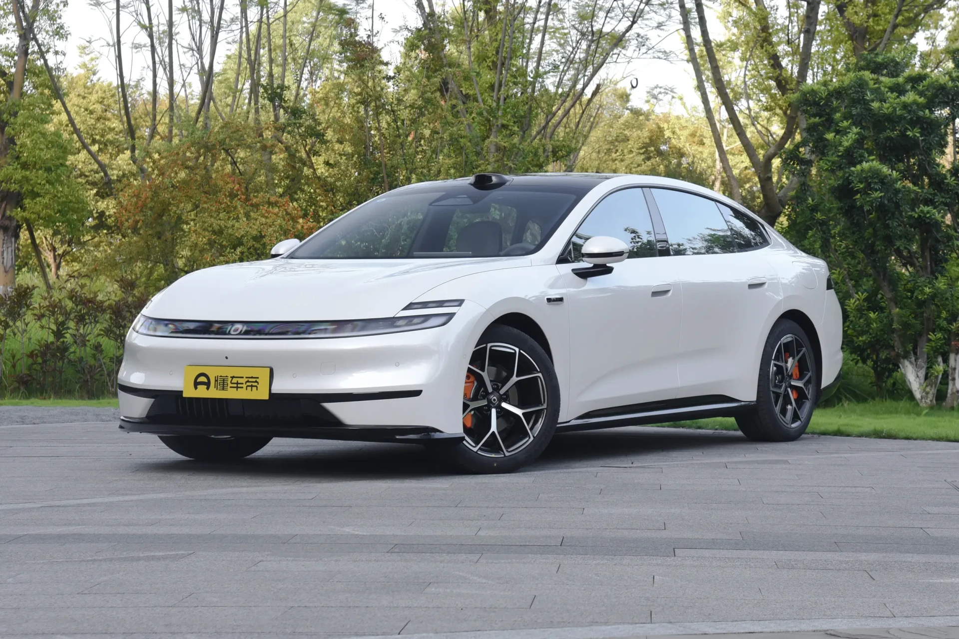 Новинки 2026 года уже доступны к бронированию!

2026 Changan Qiyuan Nevo A06 Extended Range 1.5 Lase