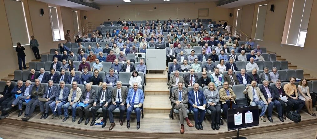 C 10 по 13 марта в Новосибирске на площадке ИЯФ СО РАН прошла конференция «Физика фунда...