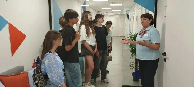 👫Специалисты службы социального сопровождения и социального патронажа отделения «Семейный многофунк