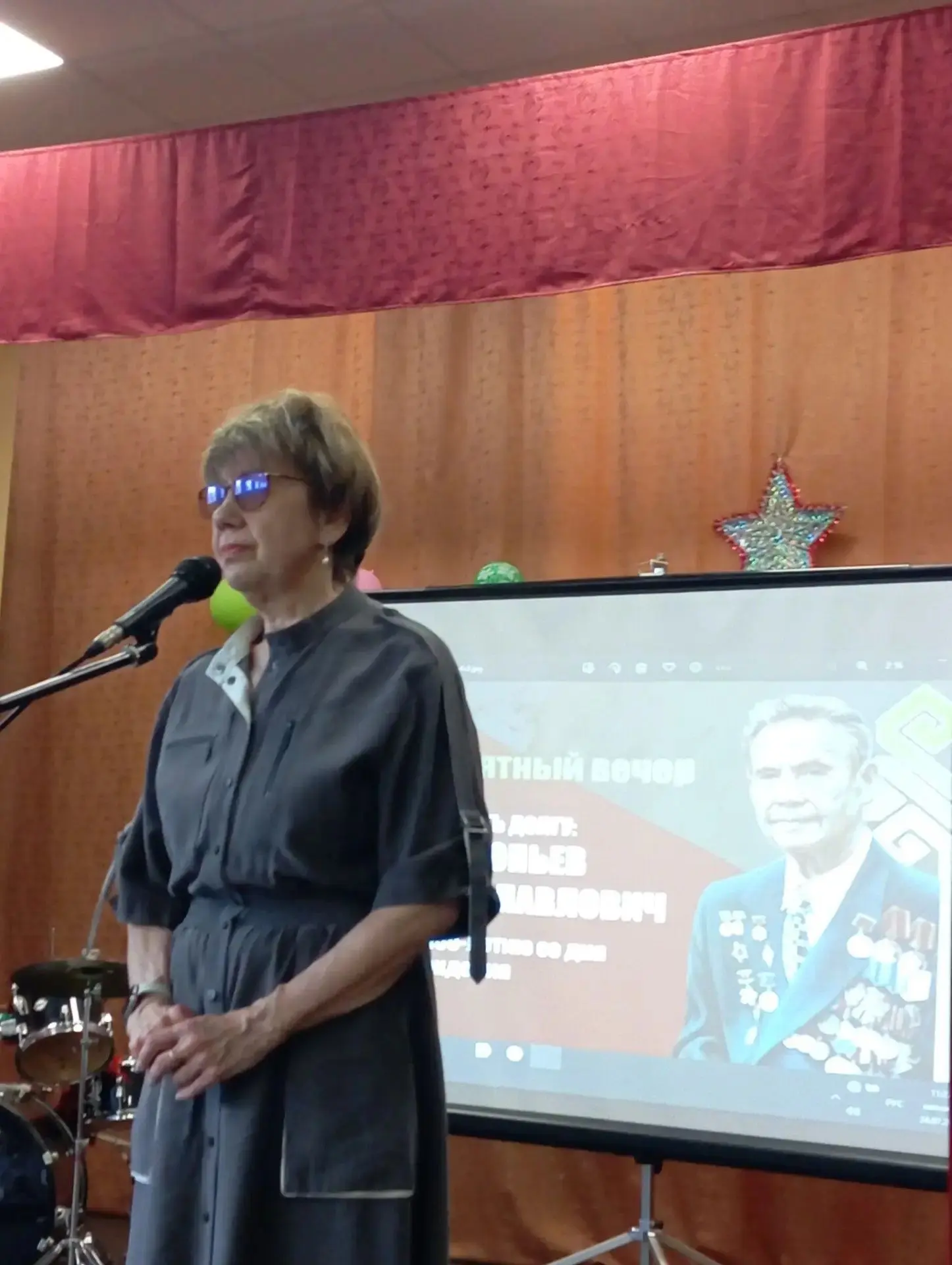 Ирина Хохлова, дочь Ильи Прокопьева:
- Мой отец Илья Павлович имел высочайшую работоспособность.  Ви