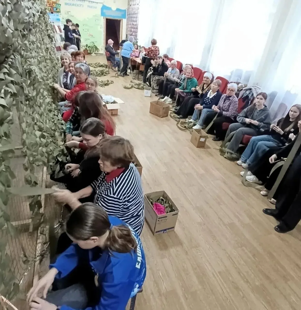 170 гумконвоев – более 19 тысяч тонн груза доставили в зону специальной военной операци...
