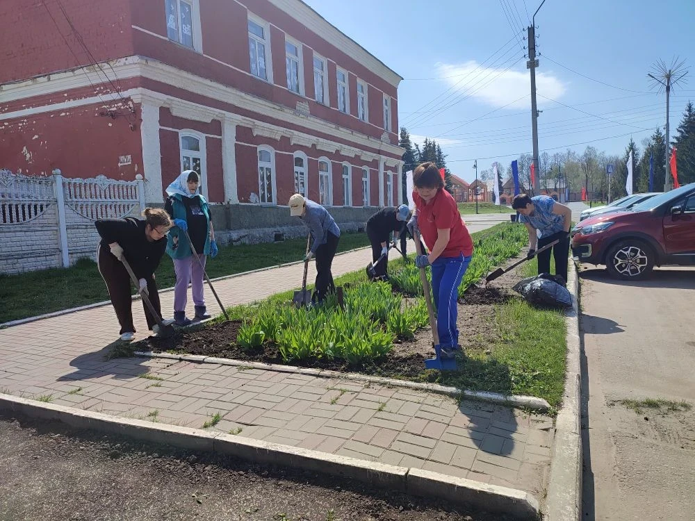🧤Полным ходом идет подготовка к главному празднику страны 9 мая. 🎉  Коллектив школы и...