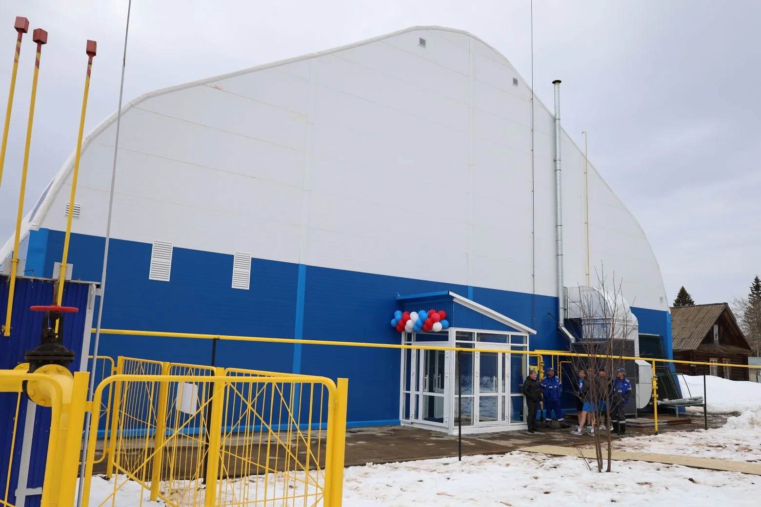 Для кезских ребят открыли новый физкультурно-оздоровительный комплекс!