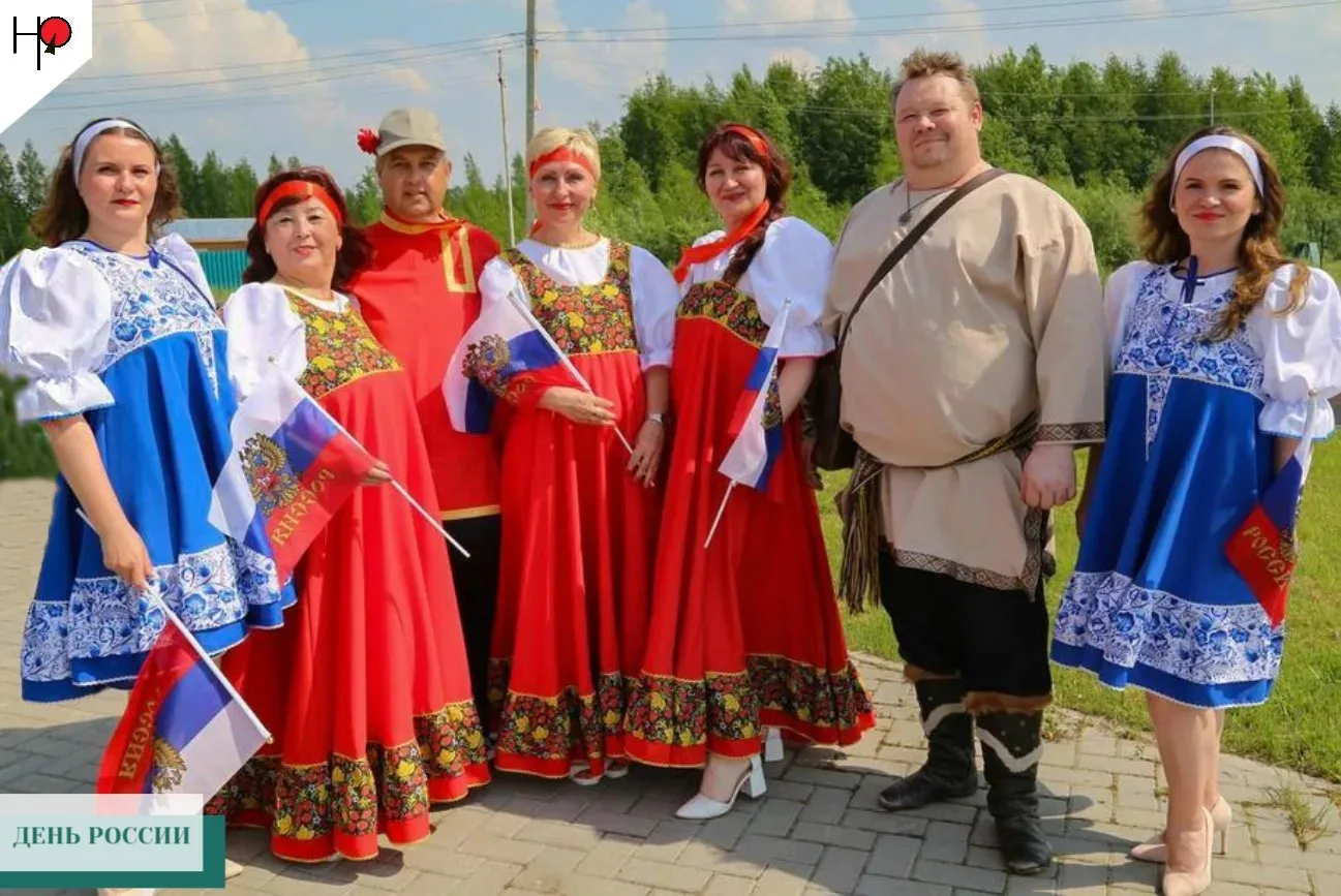 Дорогие земляки! Поздравляю Вас с Днем России!

Это праздник всеобщего единения и гордости за нашу Р