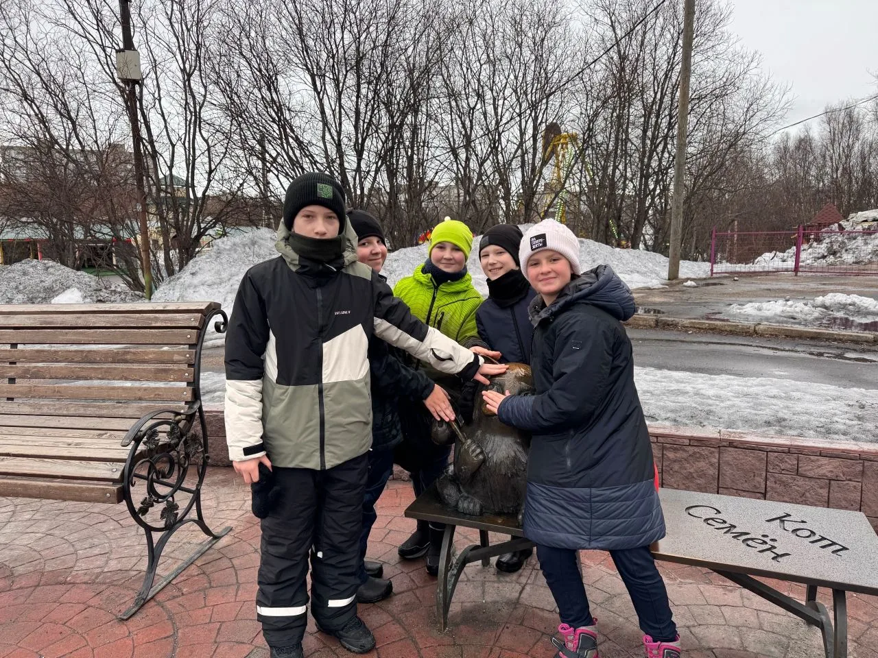⚡В Мурманске в детском технопарке «Кванториум» прошел областной тематический образовательный квиз «З