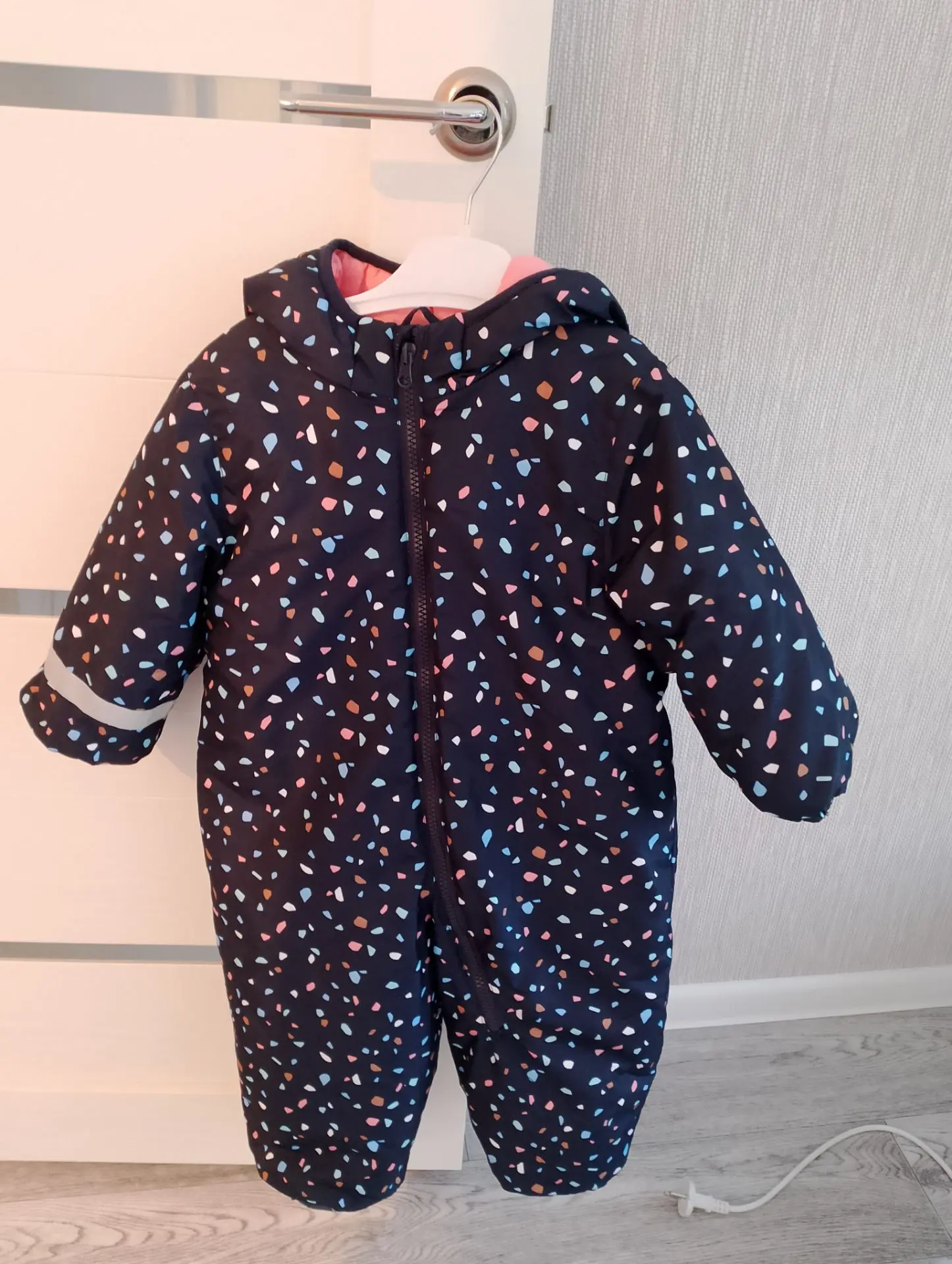 1. Комбинезон на девочку 86р осень-весна, 800р