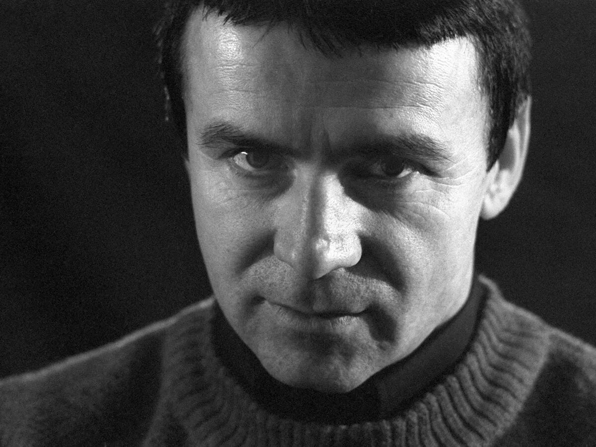 В возрасте 87 лет умер самый известный телецелитель Анатолий Кашпировский. О его кончин...