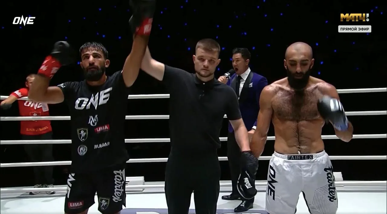 Григорян победил Усубяна единогласным решением судей на турнире ONE Friday Fights 165 &...