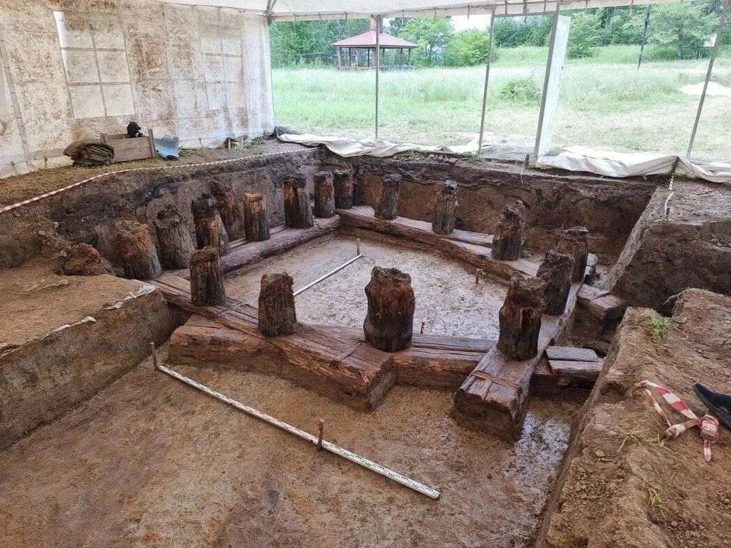 ⛪️ Батюшка «задержался» в Албазино на 140 лет

Археологи откопали “капсулу времени”: в бывшей Свято-