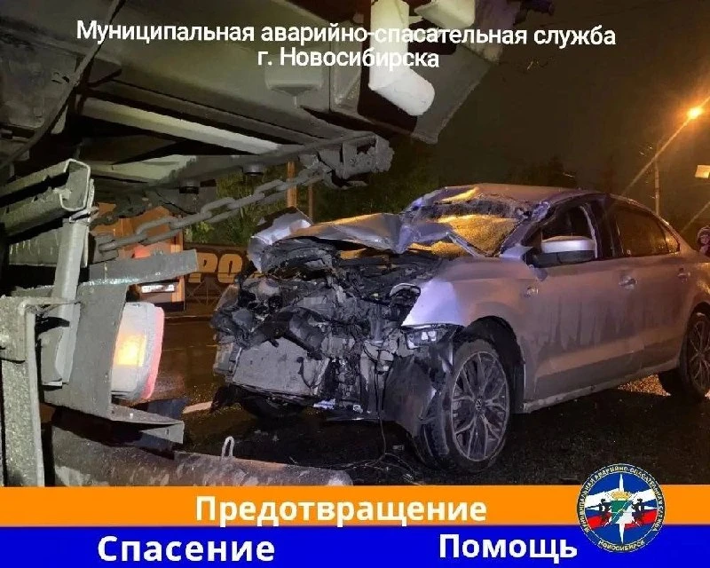💥Сегодня ночью на Немировича-Данченко столкнулись две машины
