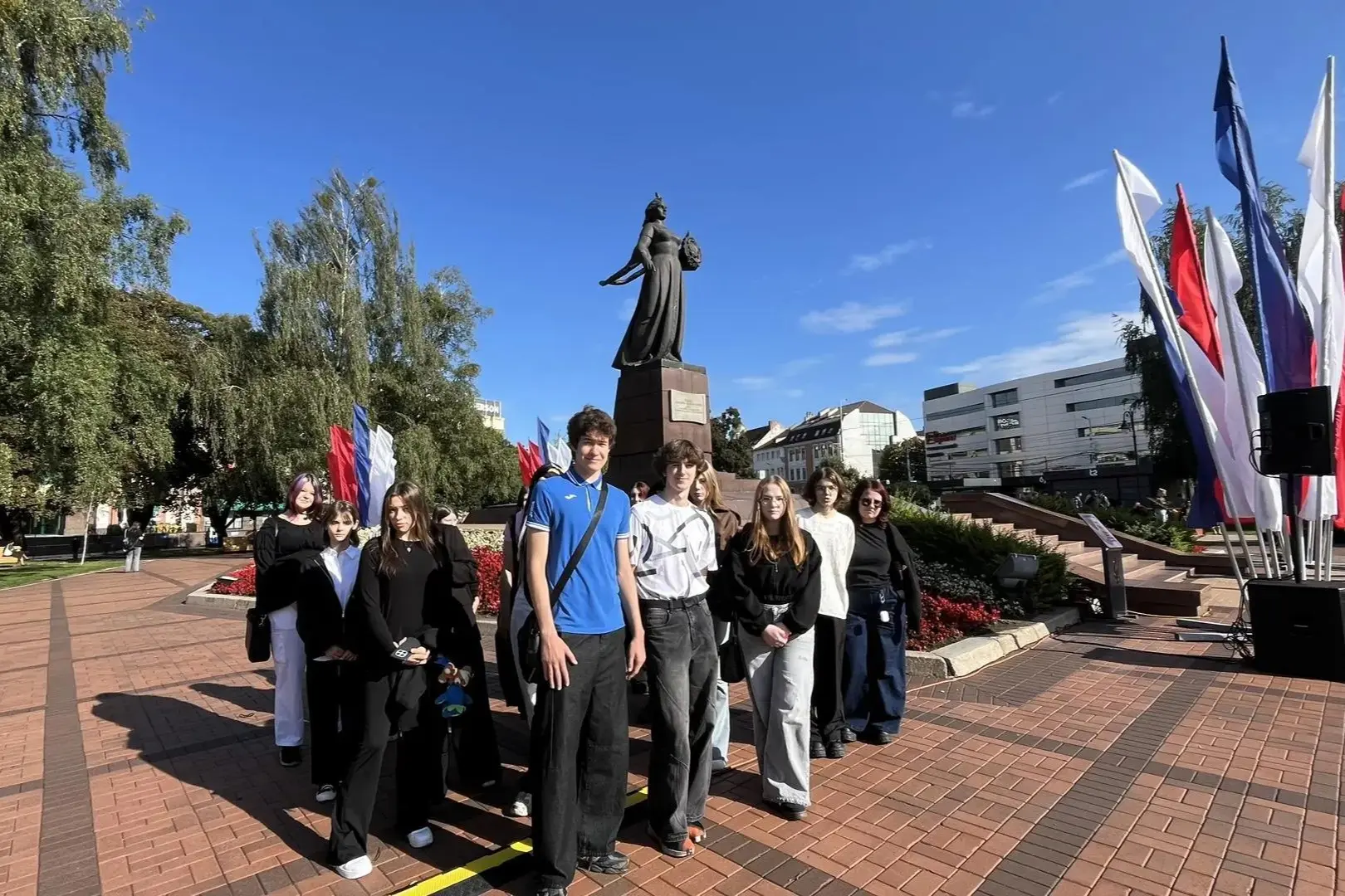 3 сентября ребята первого курса из групп туризма и гостеприимства посетили молодежную п...