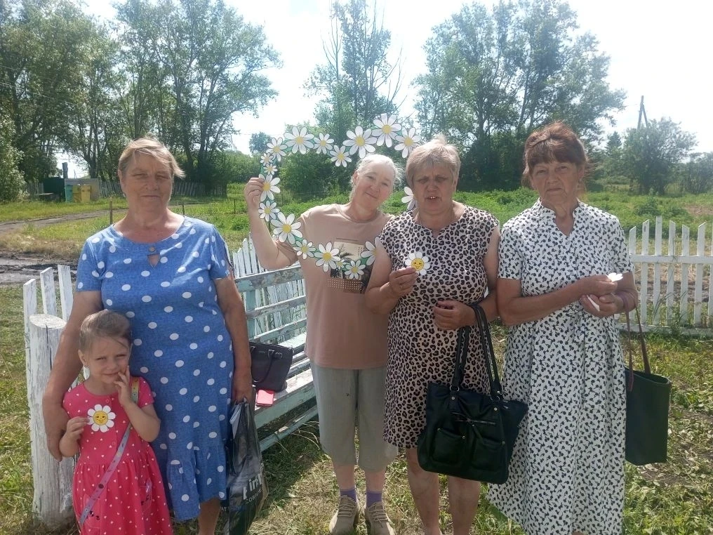 "Ромашковое счастье"

🌼👪❤8 июля в России отмечается День семьи, любви и верности. Этот праздник пр