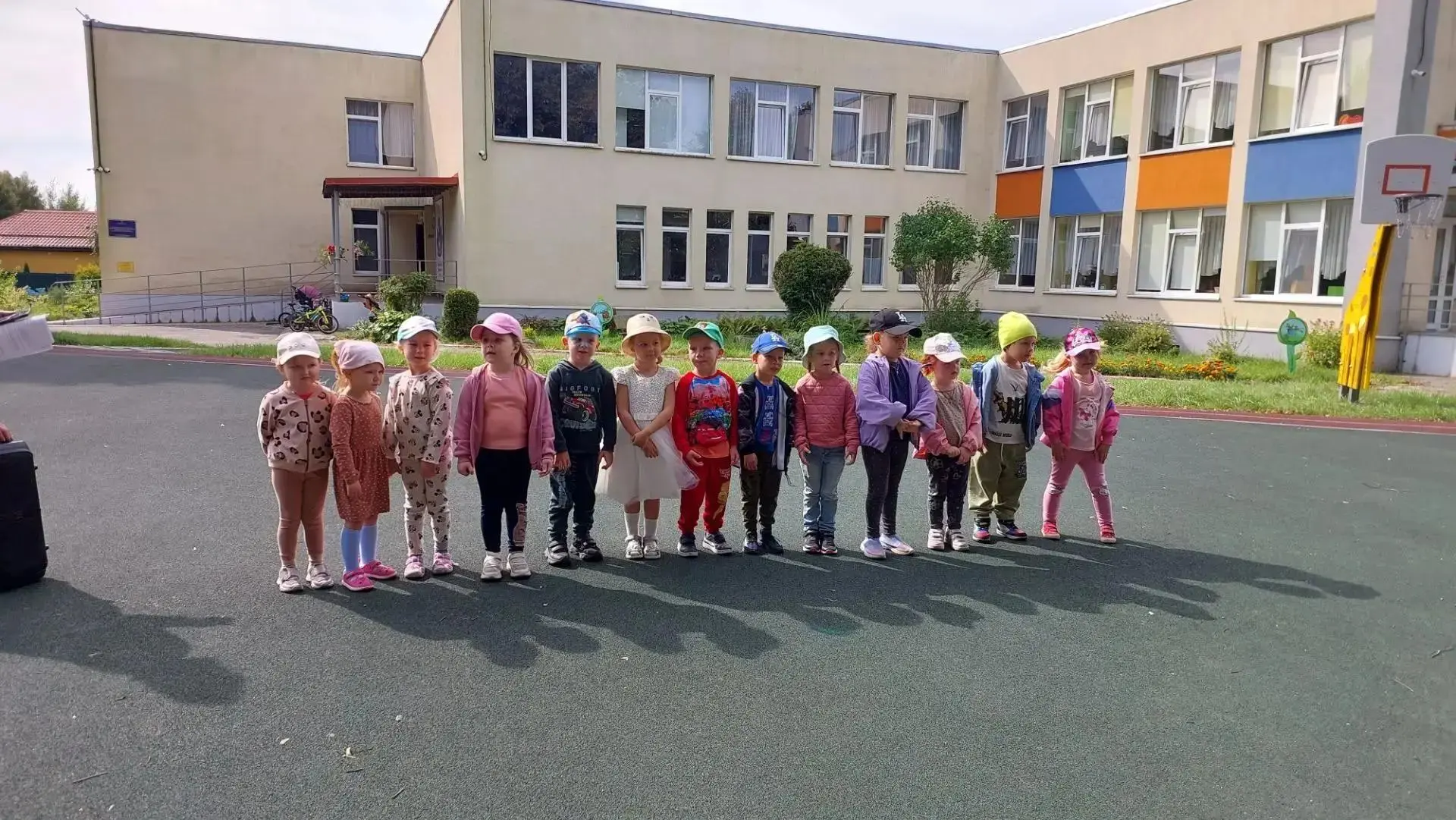 **Прощай, лето, здравствуй, осень! 🌞🍂**
