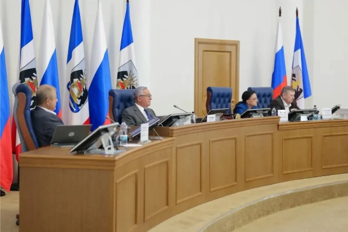 За полгода Новгородская областная дума приняла порядка 100 законов
