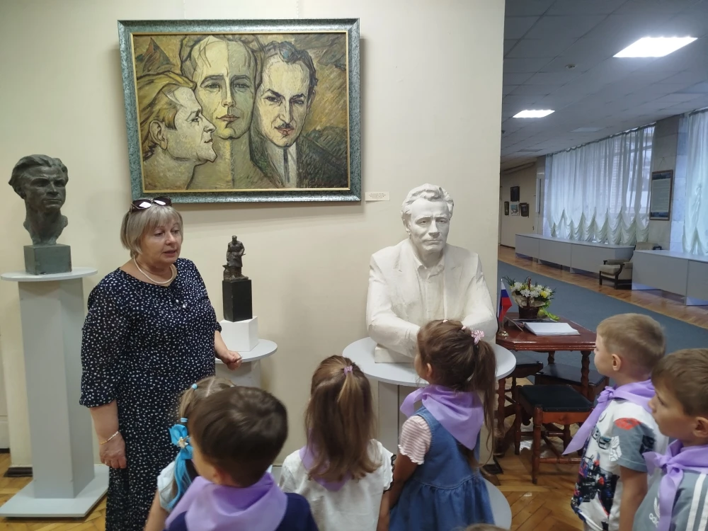 ✨ «Орлята-дошколята»: поход в галерею!