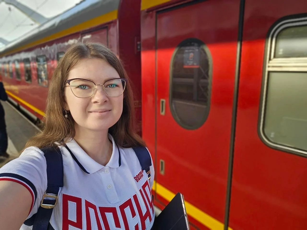 🇷🇺Что для меня Россия? 

Страна, которая сильна своими людьми. Теми, кто не остаётся в стороне, го