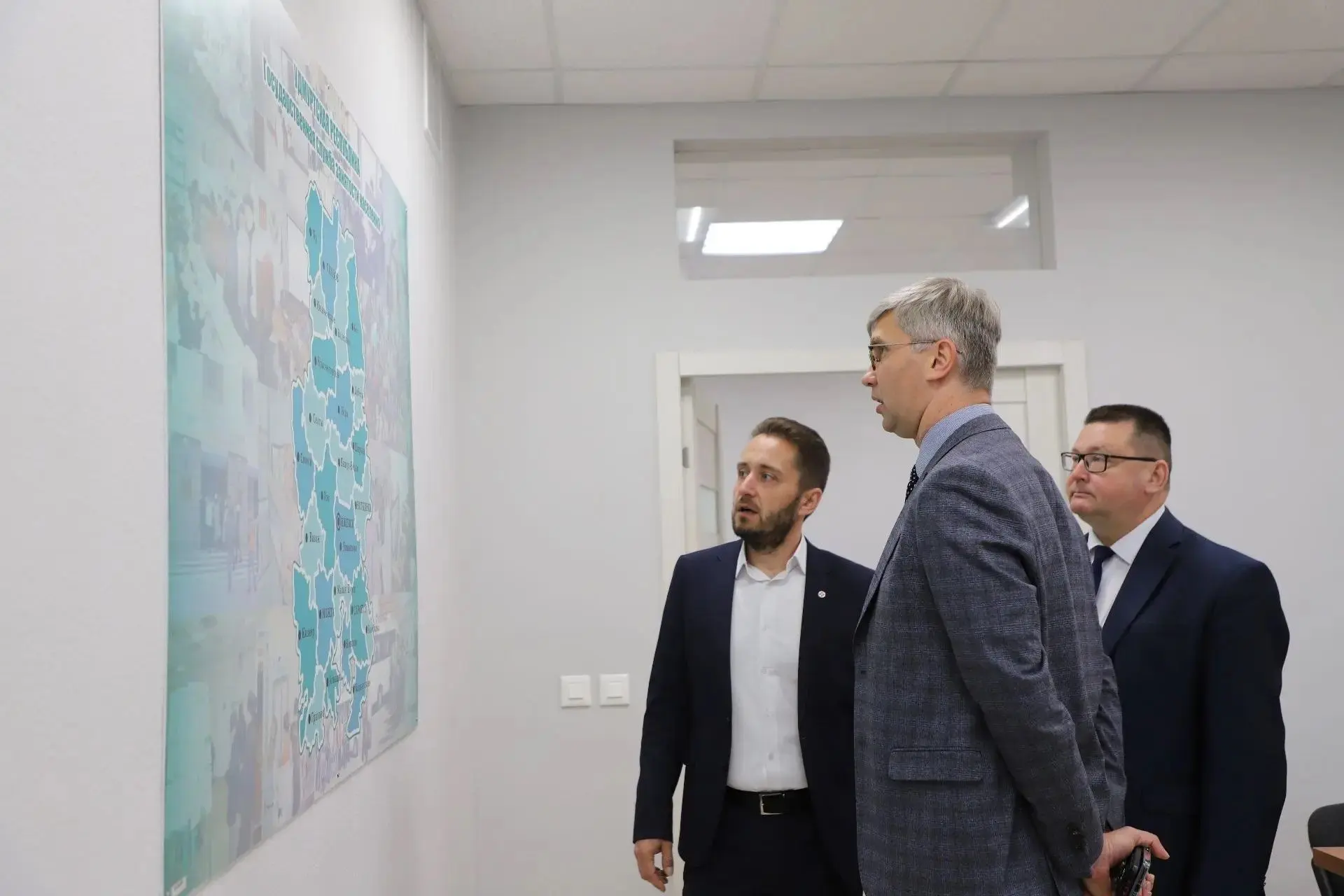 Ян Талбацкий оценил работу Кадрового центра «Работа России» в Удмуртии 👍