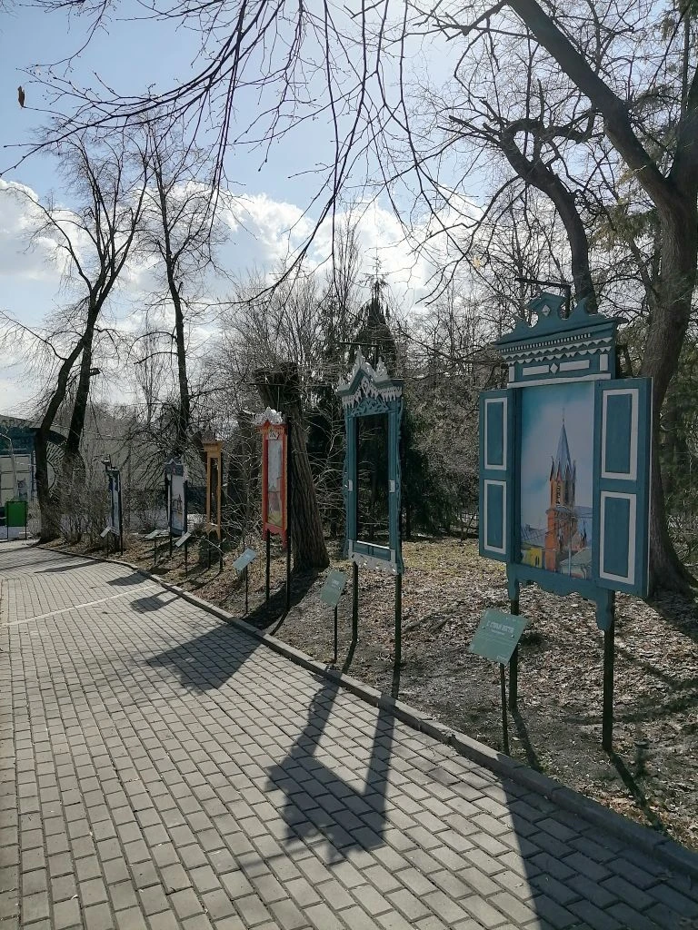 ⚡Новая выставка в Музее наличников   👉 На этот раз в резных деревянных рамах - наличниках, которые с