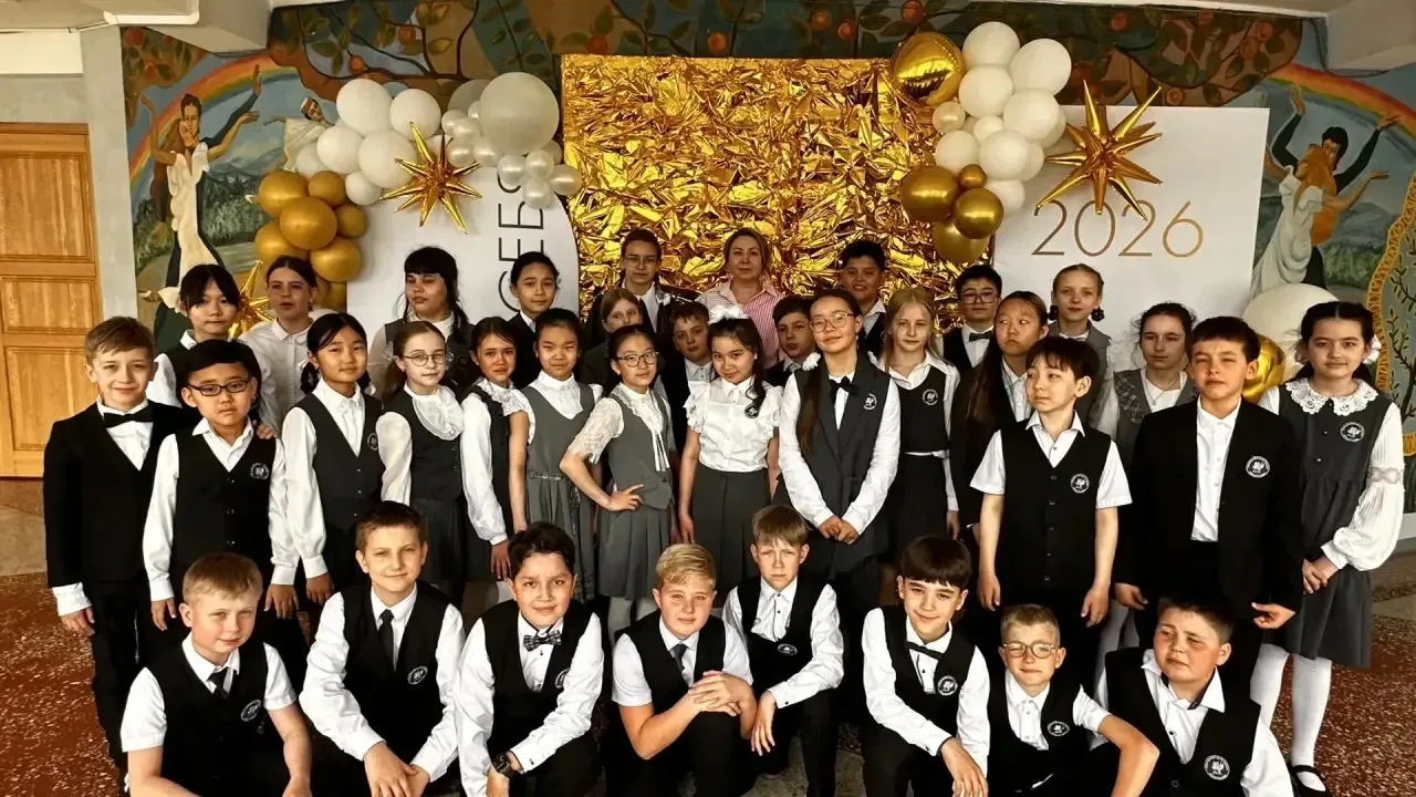🎓 До свидания, начальная школа! Вперёд, к новым горизонтам!  У наших четвероклассников прошла торжес