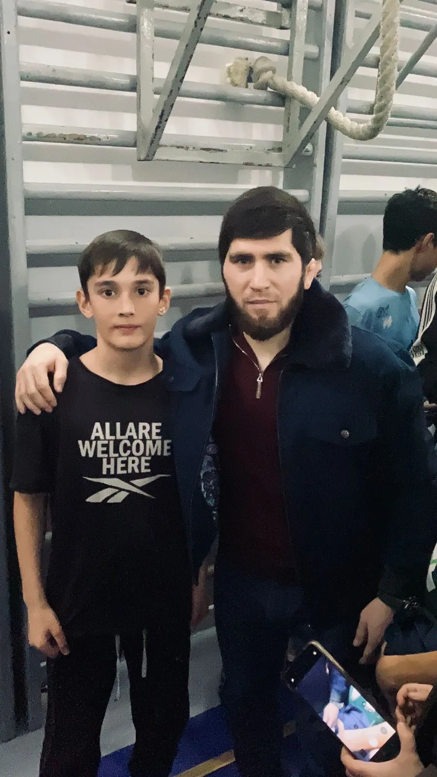 Живая легенда в гостях! 🤼‍♂️✨ Сегодня  в нашей школе произошло по-настоящему историческое событие! П