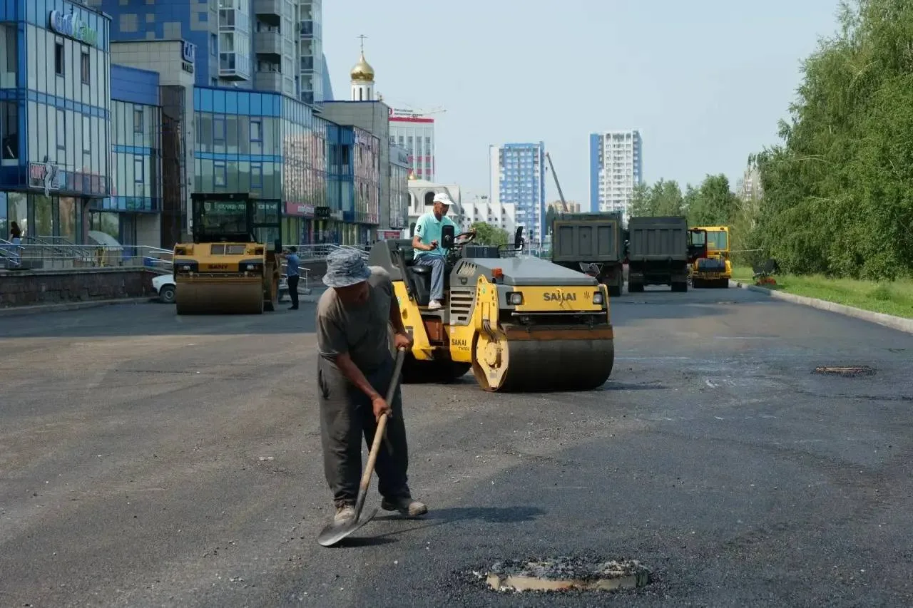 Кемеровчане из «Кемерово-Сити» совсем скоро станут самыми счастливым жителями города! Работы по асфа