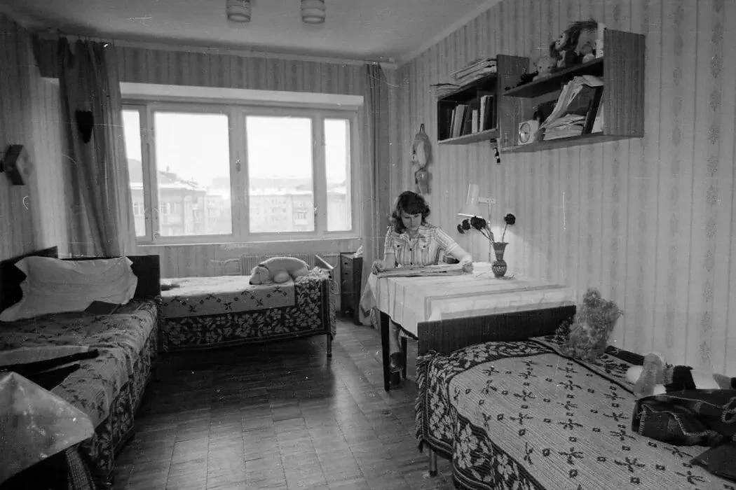 Жилая комната студенческого общежития МИХМа, 1980 год.
