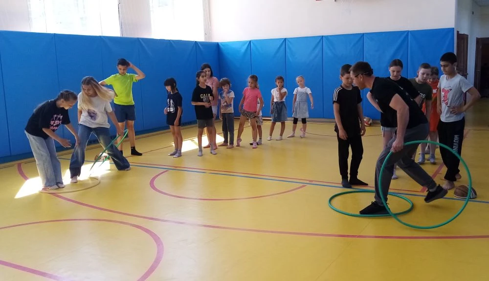 Спорт — это здорово!

Во время работы пришкольного лагеря «ВОЛОНТЁРЫ.РУ» (МОУ «Карлинская средняя шк
