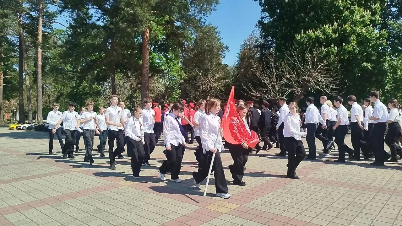 Сегодня, 8 мая 2026 года юнармейцы нашего отряда " Косиновцы им. Героя России А. Волкова"  приняли у