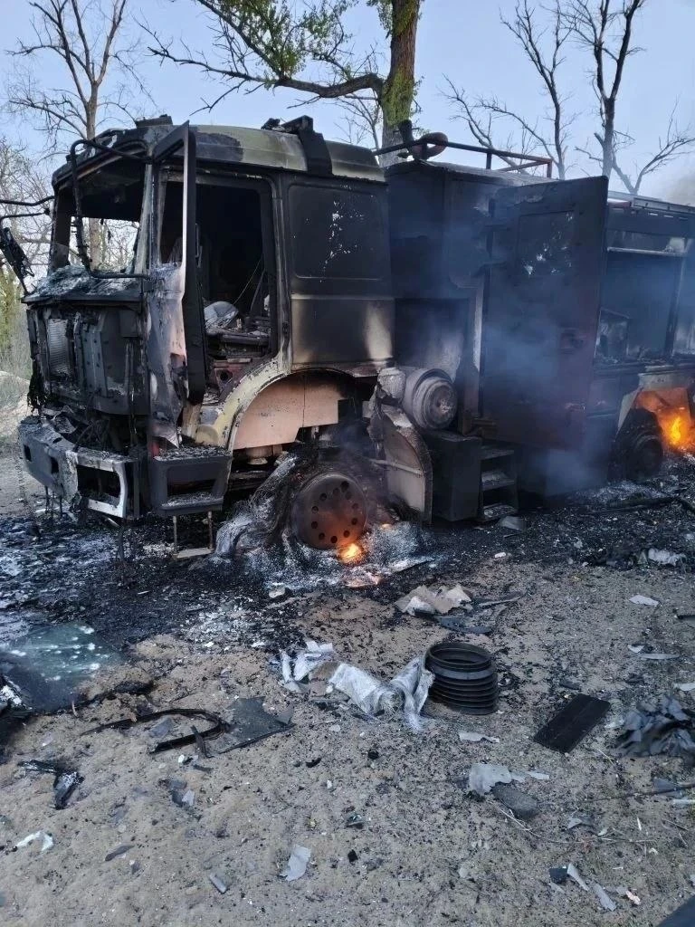 Во время ликвидации последствий одного из ночных ударов по инфраструктуре Энергодара ВС...