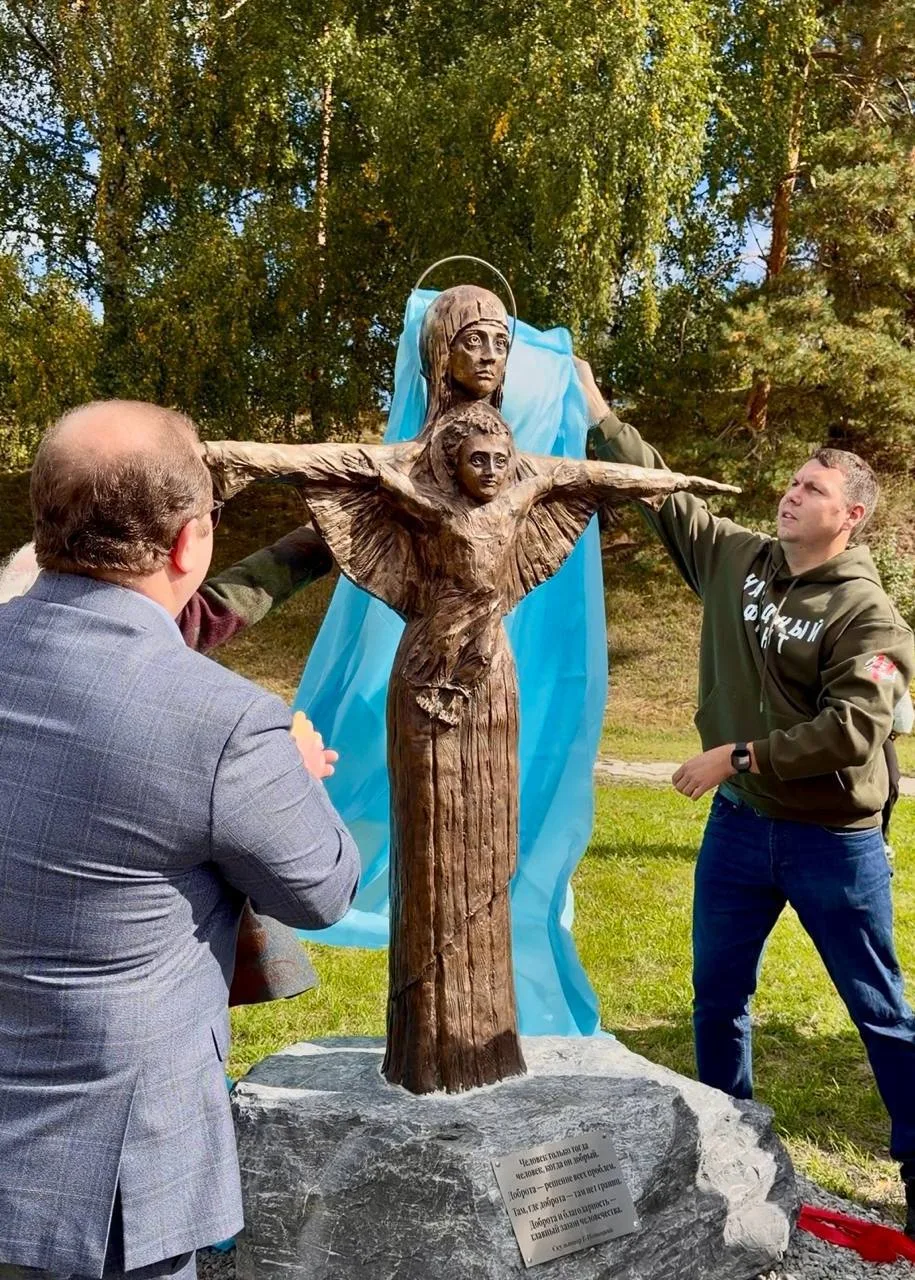 🇷🇺 У древнего вала в Городце появилась «Мать России»