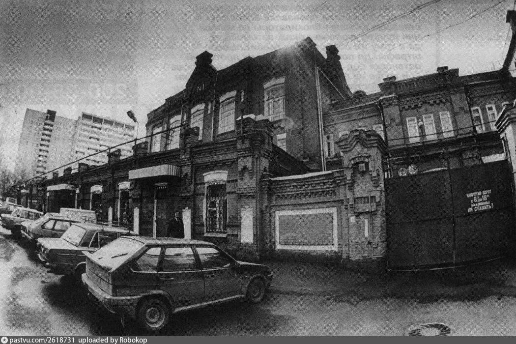 Завод «Кристалл» — памятник промышленной архитектуры.