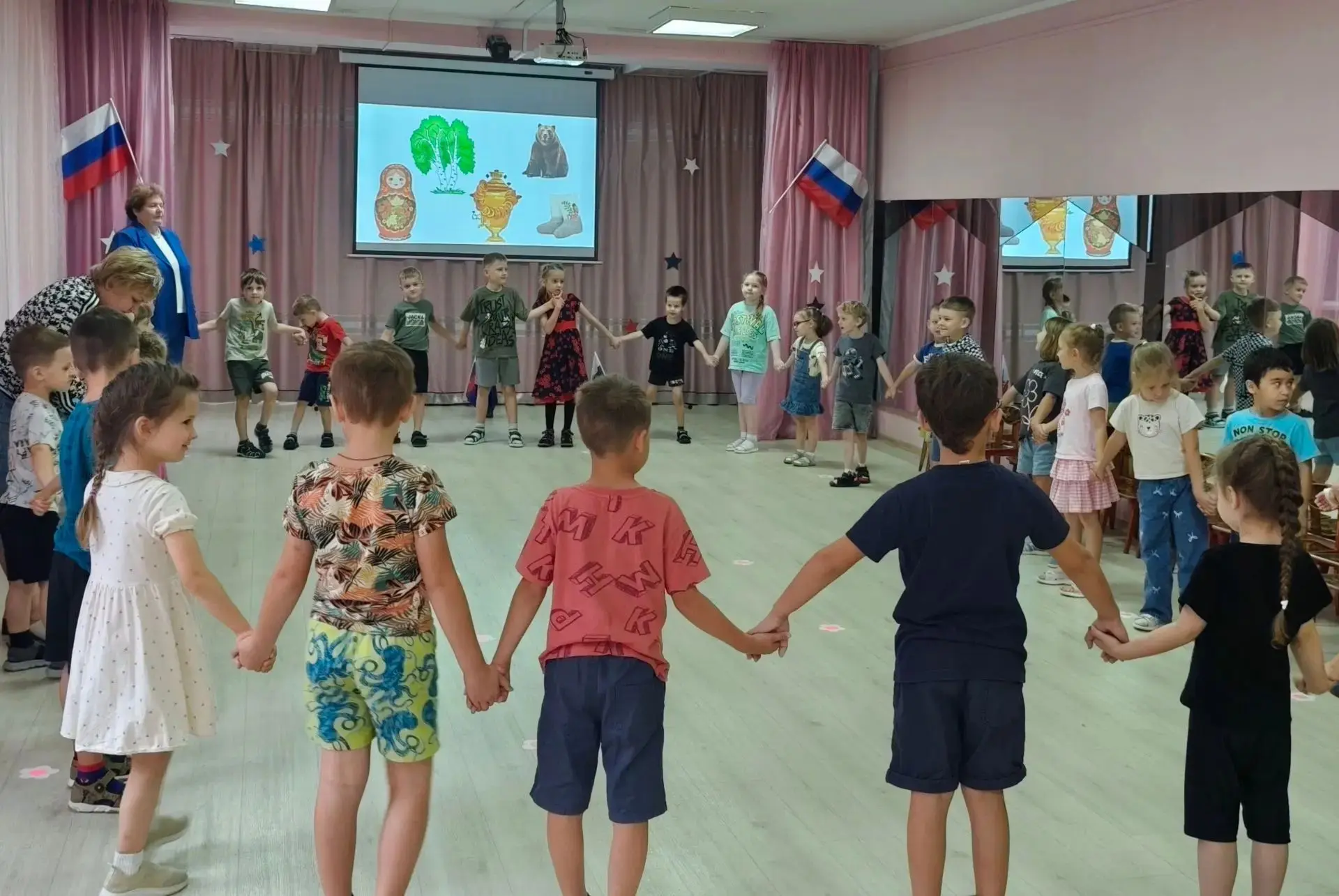 22 августа мы всей страной отмечали День Государственного флага!