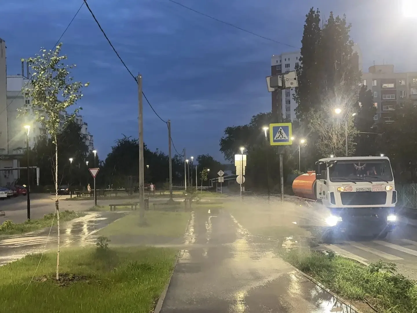 ✅ В Заводском районе продолжаются работы по благоустройству

Коммунальная служба района в усиленном 