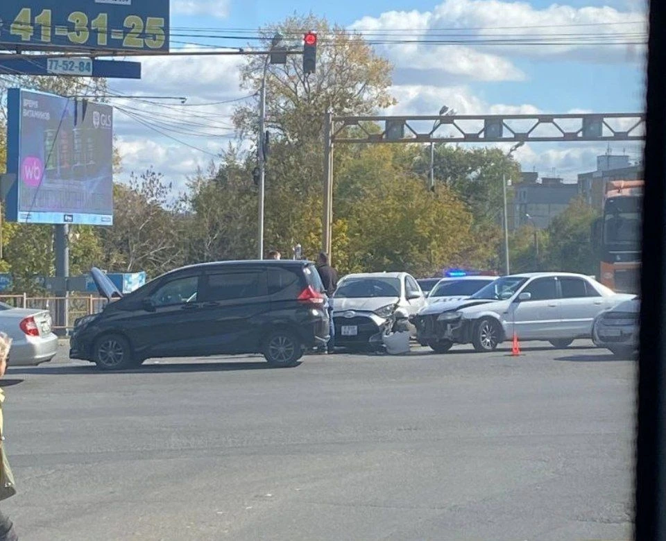 ДТП на перекрестке на Воронежской