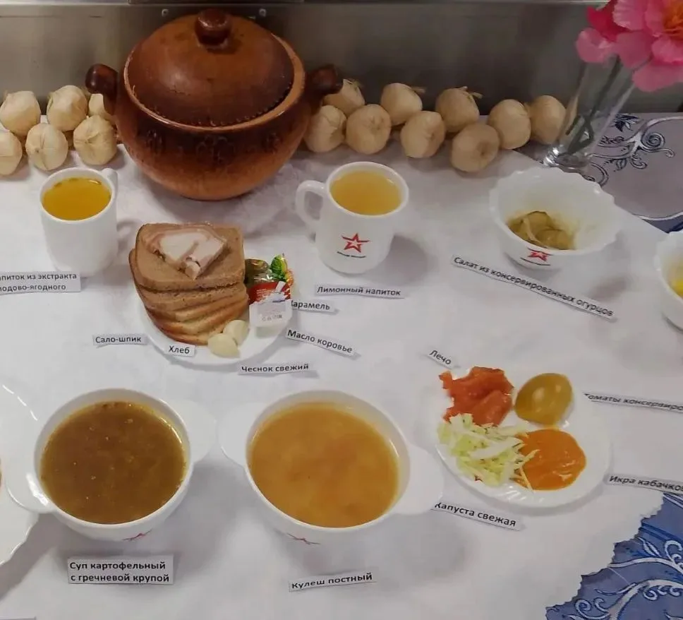 🇷🇺 Вкусно, сытно, по-домашнему: в академии устроили настоящий праздник русской кухни!