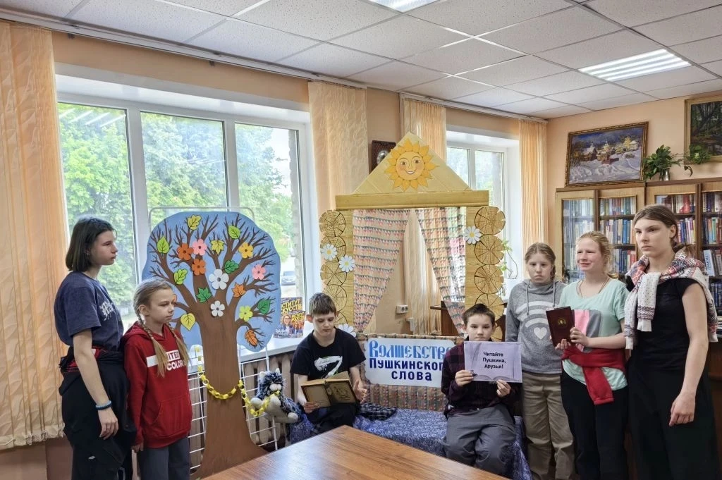 Продолжаем наш фотообзор к Пушкинскому дню! 📸📚