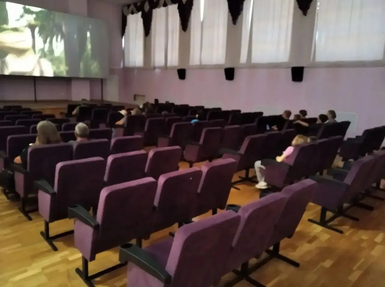 Четыре фильма в «Ночь кино» показали первомайцам