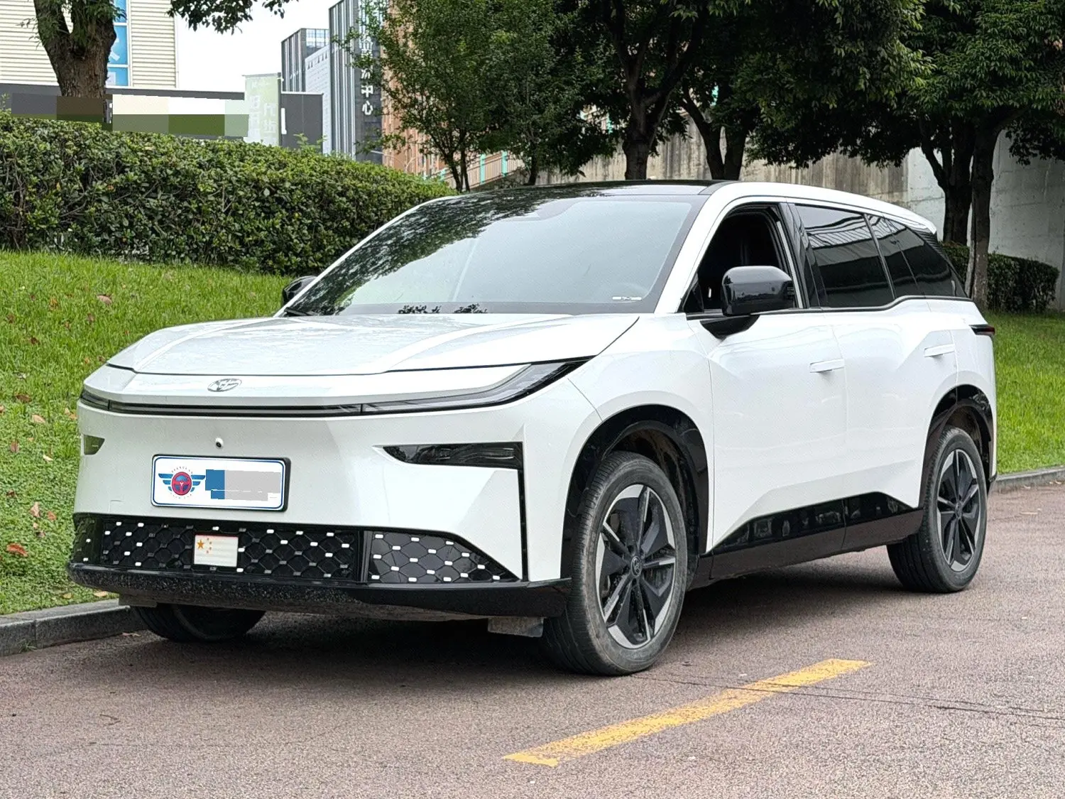ЭЛЕКТРОМОБИЛЬ ИЗ КИТАЯ — TOYOTA BZ3X 520 PRO+
