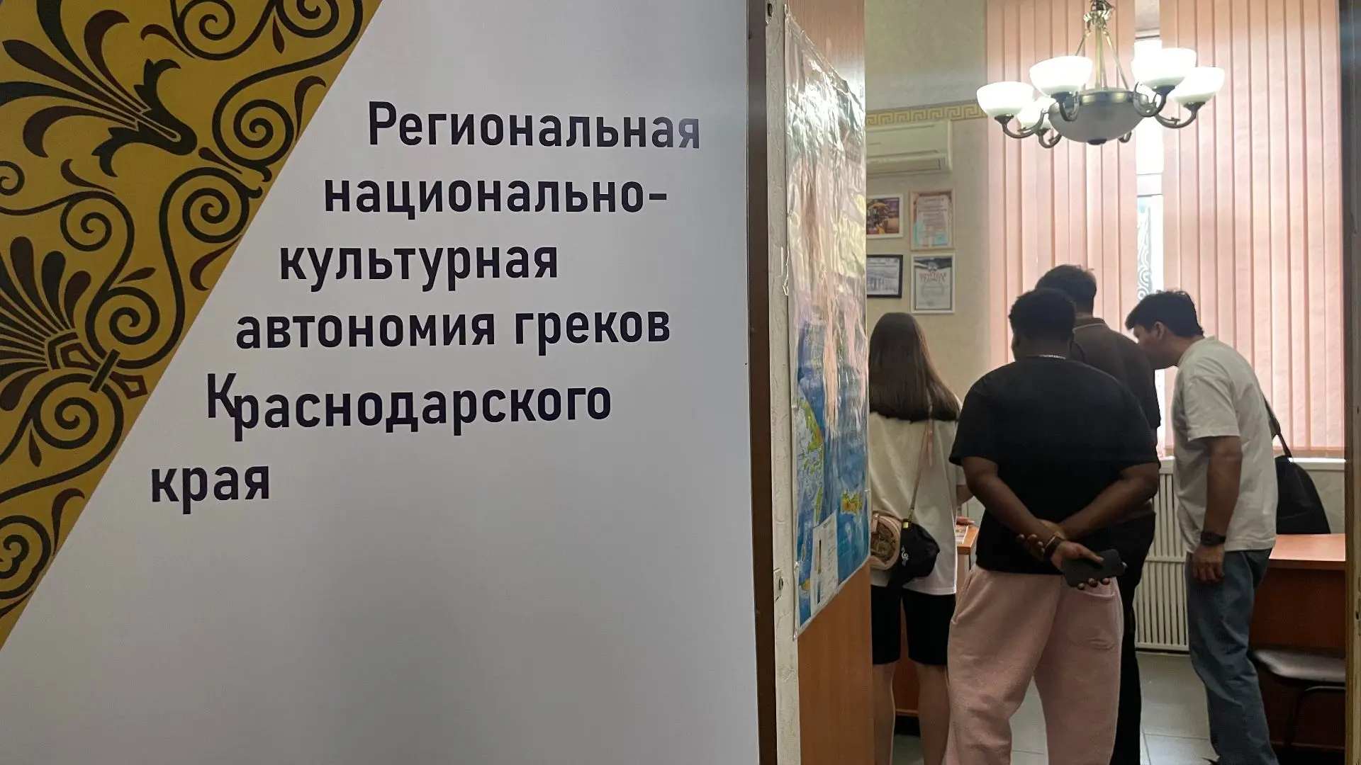 10 июня иностранные студенты приняли участие в Краснодарском городском фестивале национальных культу