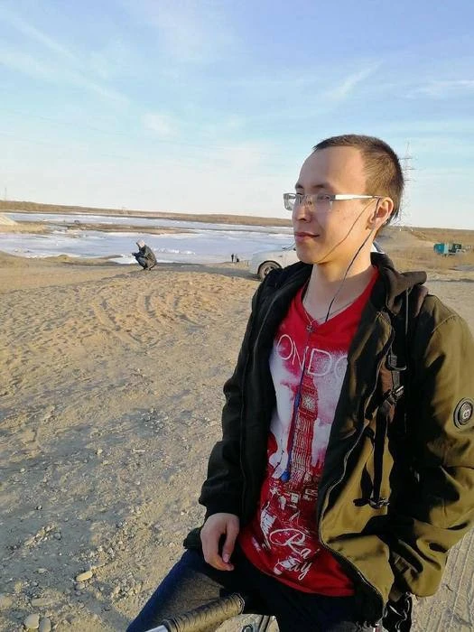 Дениса Кинкалака, который спас из воды ребенка во Владивостоке и пропал в море, будут и...