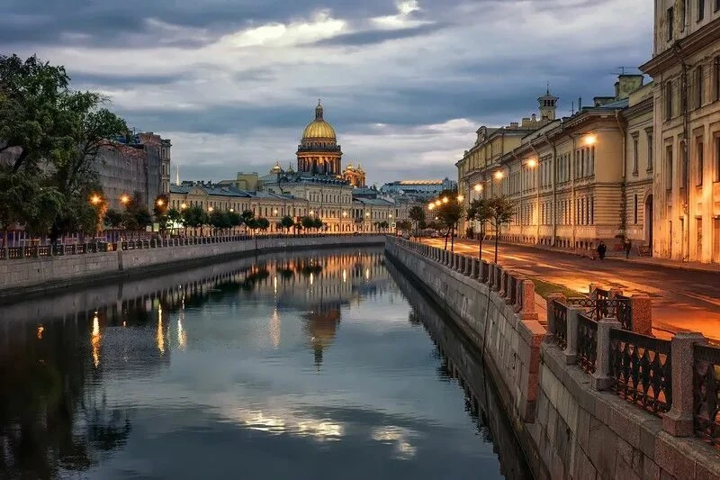 323 года со дня закладки города на Неве. С днем города, Санкт-Петербург.