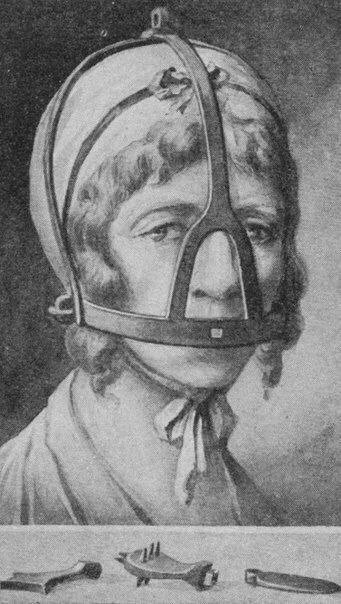 😶 Средневековый способ подавления женской болтовни - Scold’s bridle! 

▫️Scold’s bridle, или "молча