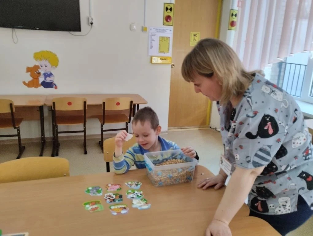 В дневном полустационаре прошло необычное и очень трогательное занятие. Воспитатель Реа...