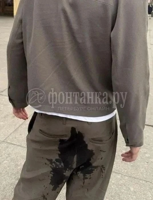 Ножницы в ягодицу вместо «спасибо» получил юноша на Невском проспекте.