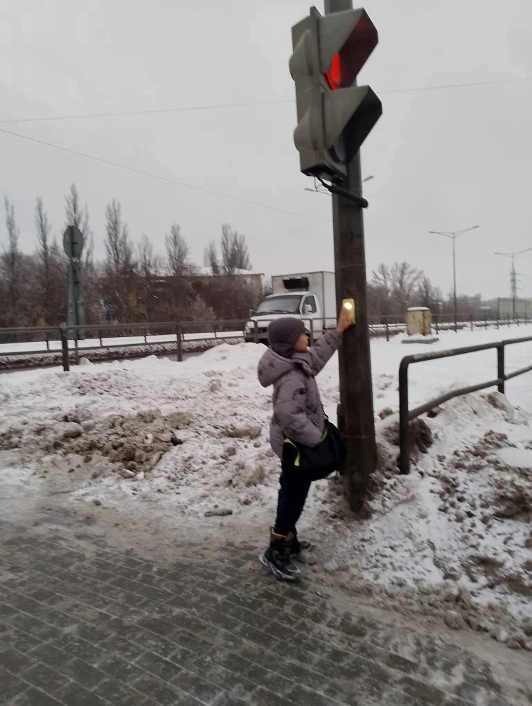 Внимание, дети! Школьные каникулы! Зимние каникулы - это время веселья, игр и отдыха ❄️⛄🎄⛸️.  Но без