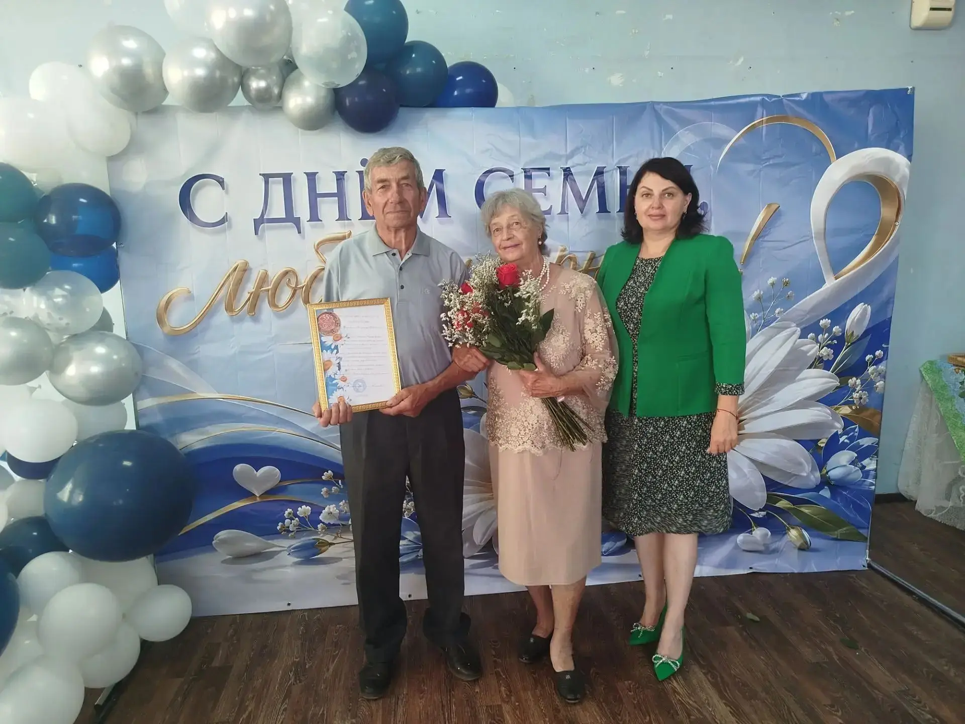 8 июля в селе Талдан прошел праздник, посвященный Дню семьи, любви и верности. Этот ден...
